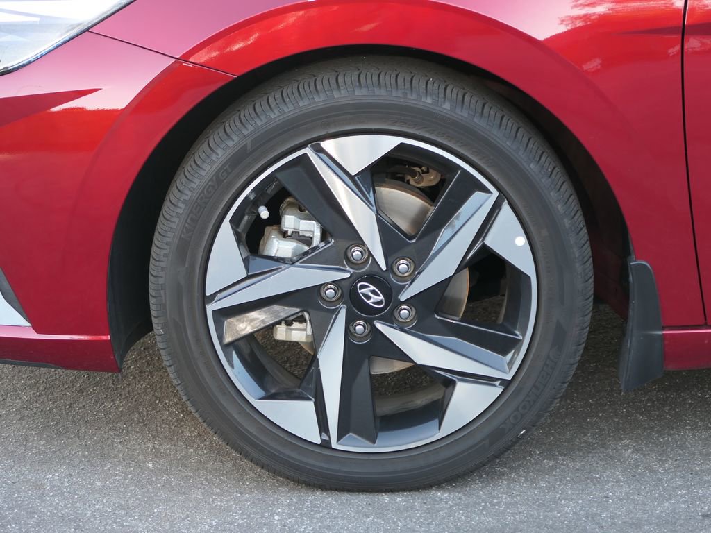 Certified 2023 Hyundai Elantra Limited image 10