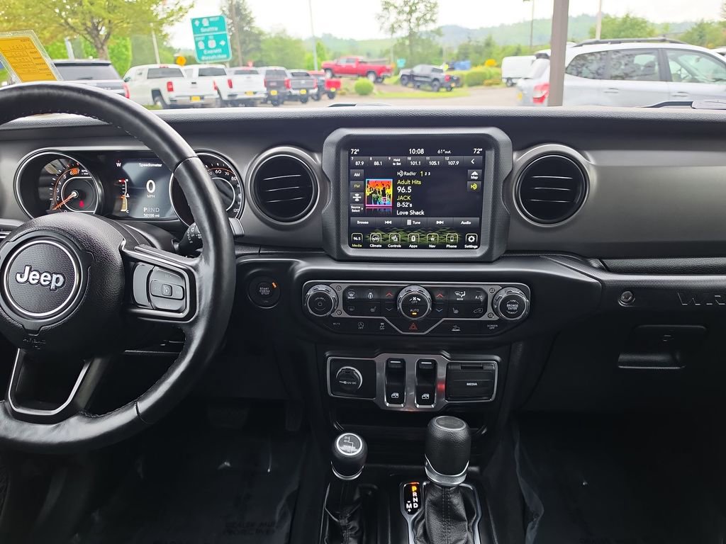 Used 2022 Jeep Wrangler Sport AWD/4WD image 14