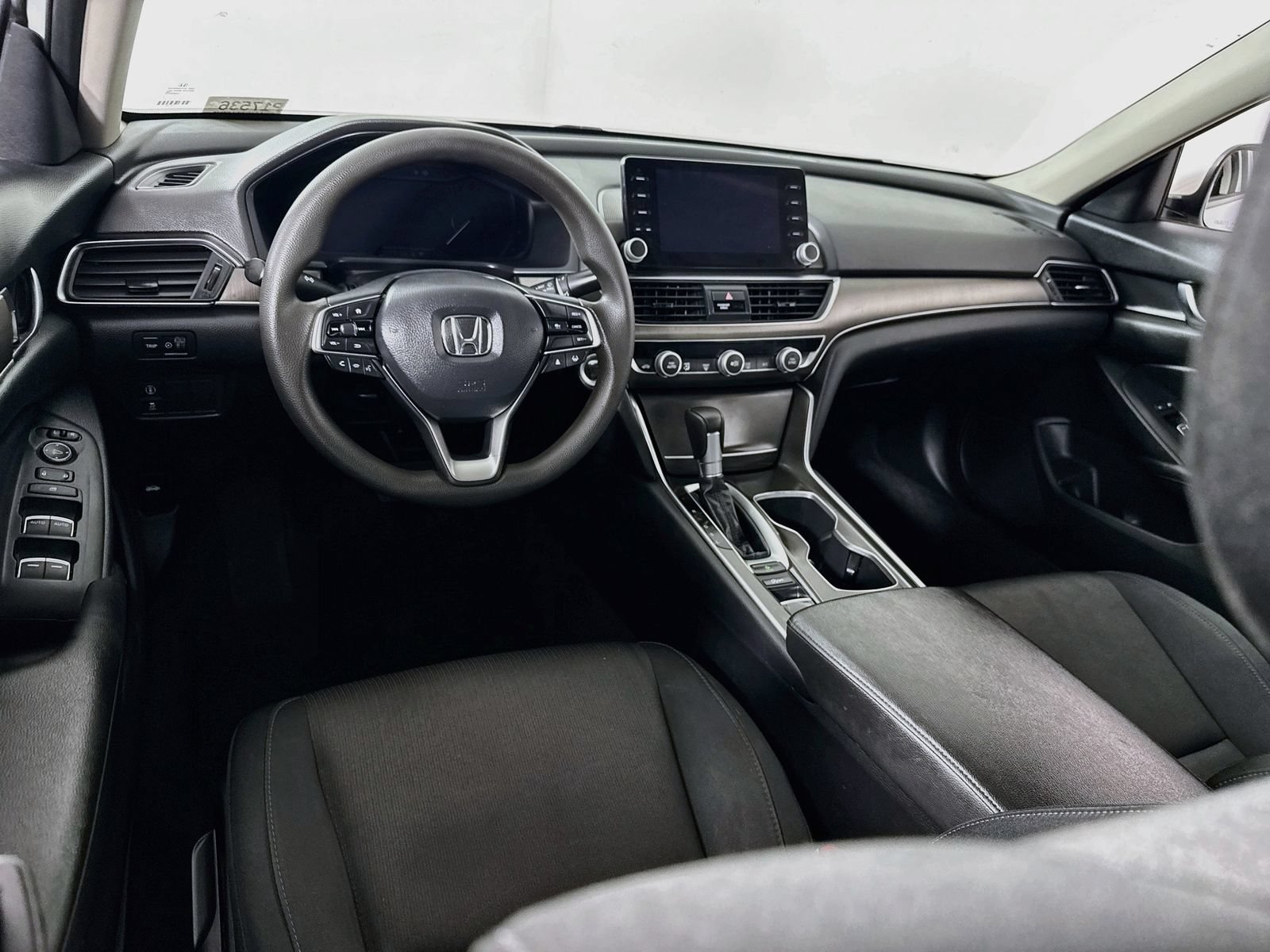 Used 2022 Honda Accord LX image 18