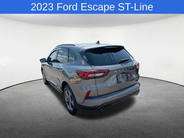 Used 2023 Ford Escape ST-Line w/ Tech Pack #1 AWD/4WD image 14