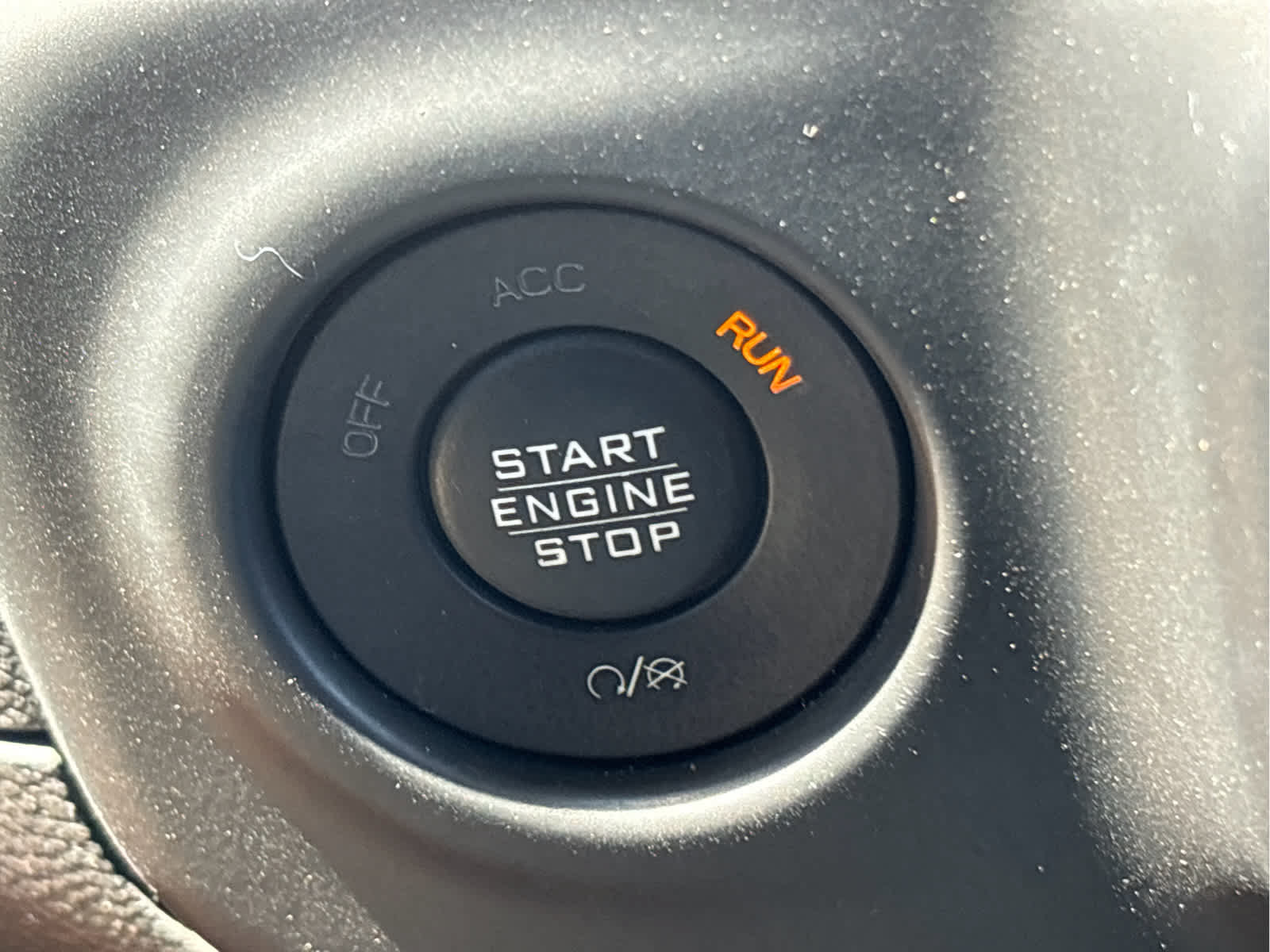 Used 2018 Jeep Wrangler Unlimited Sahara AWD/4WD image 22