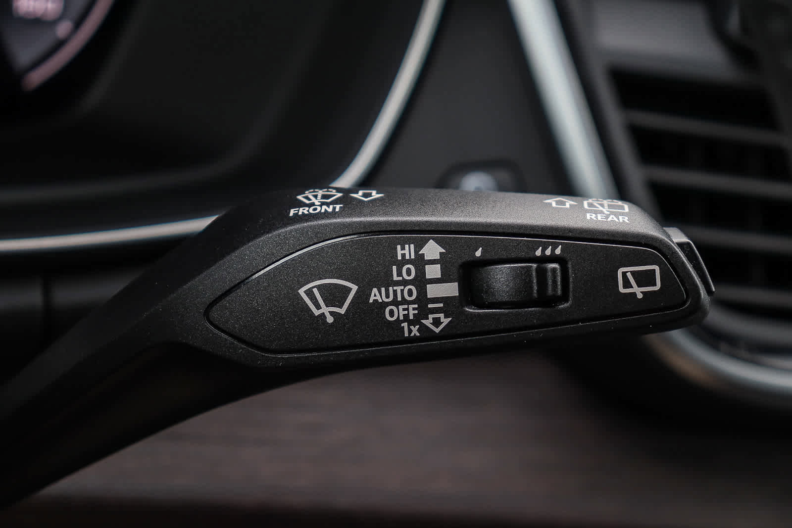 Used 2024 Audi Q5 2.0T Premium Plus w/ Premium Plus Package image 33