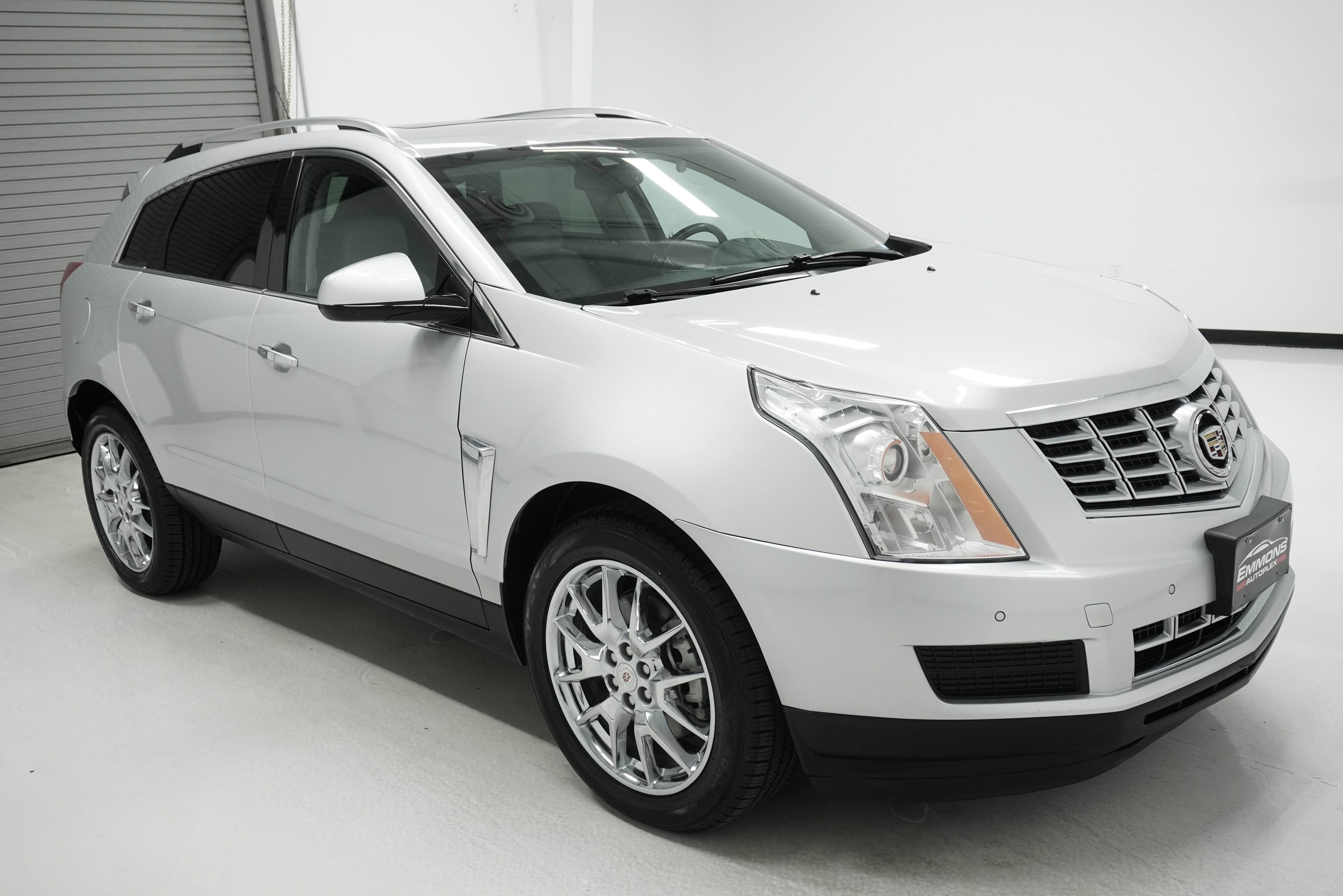 Used 2013 Cadillac SRX Luxury w/ Driver Awareness Package image 3