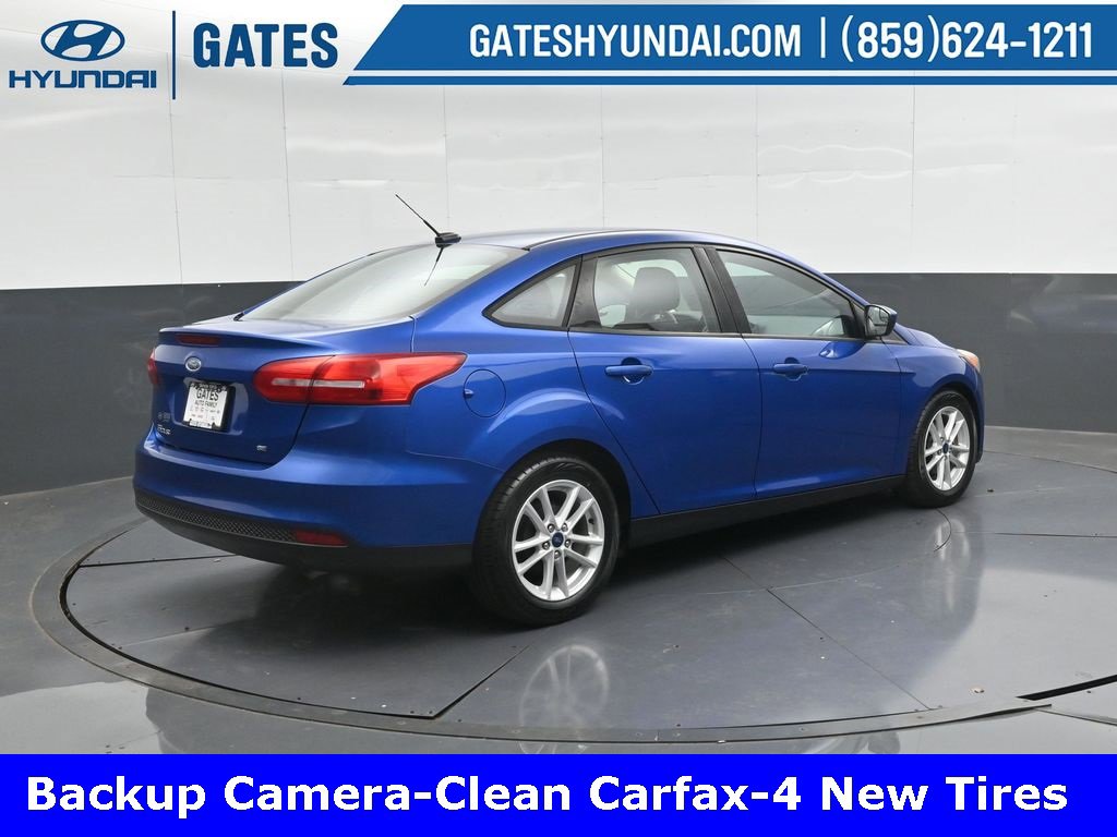Used 2018 Ford Focus SE image 2
