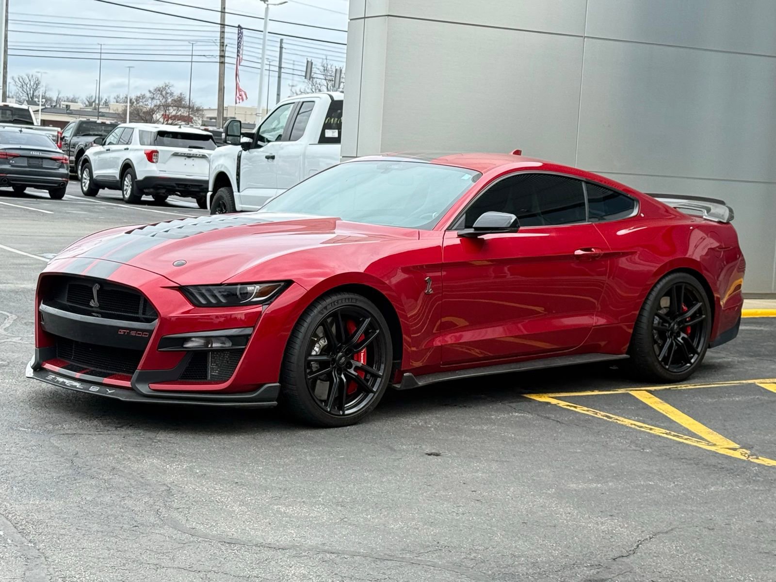 Used 2021 Ford Mustang Shelby GT500 w/ Technology Package RWD image 7