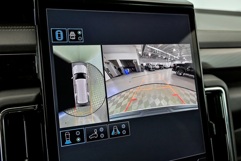 New 2026 GMC Yukon Elevation image 16