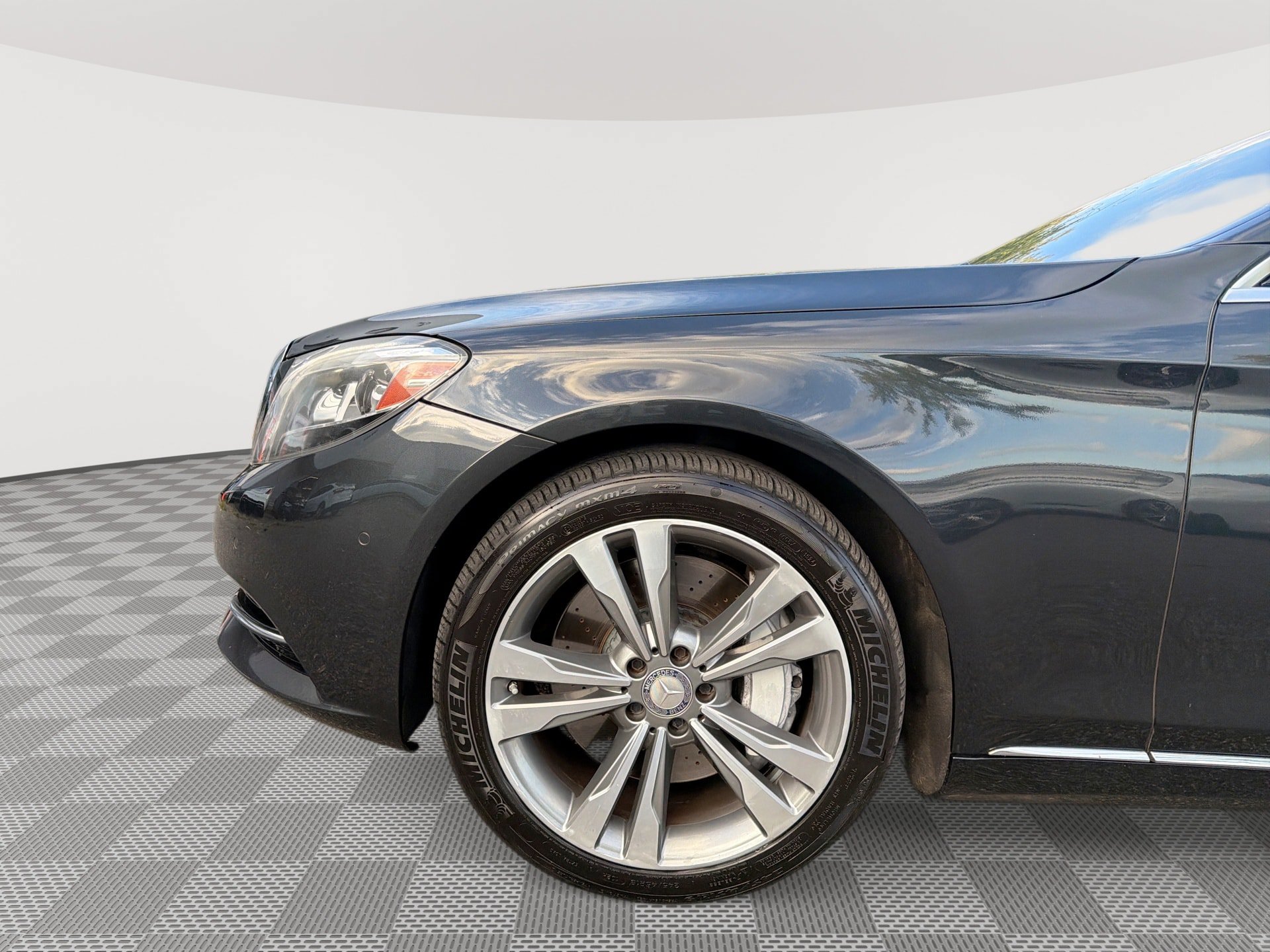 Used 2016 Mercedes-Benz S 550 4MATIC Sedan image 19