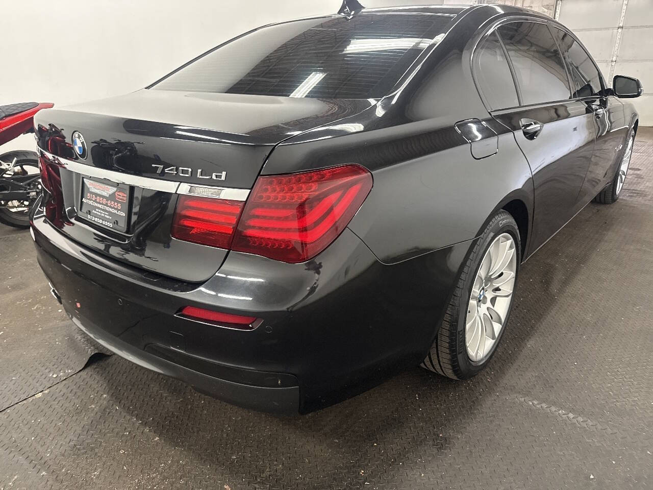 Used 2015 BMW 740Ld xDrive AWD/4WD image 5