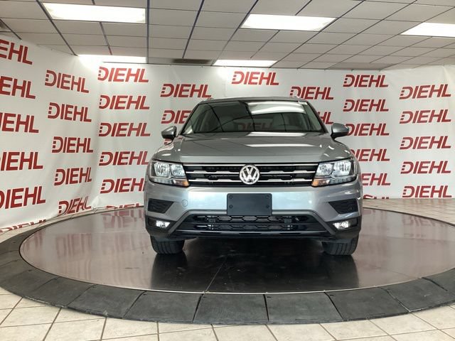Used 2020 Volkswagen Tiguan SEL AWD/4WD image 2