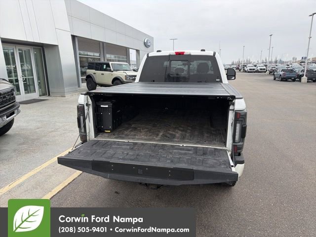 Used 2021 Ford F350 Lariat image 9