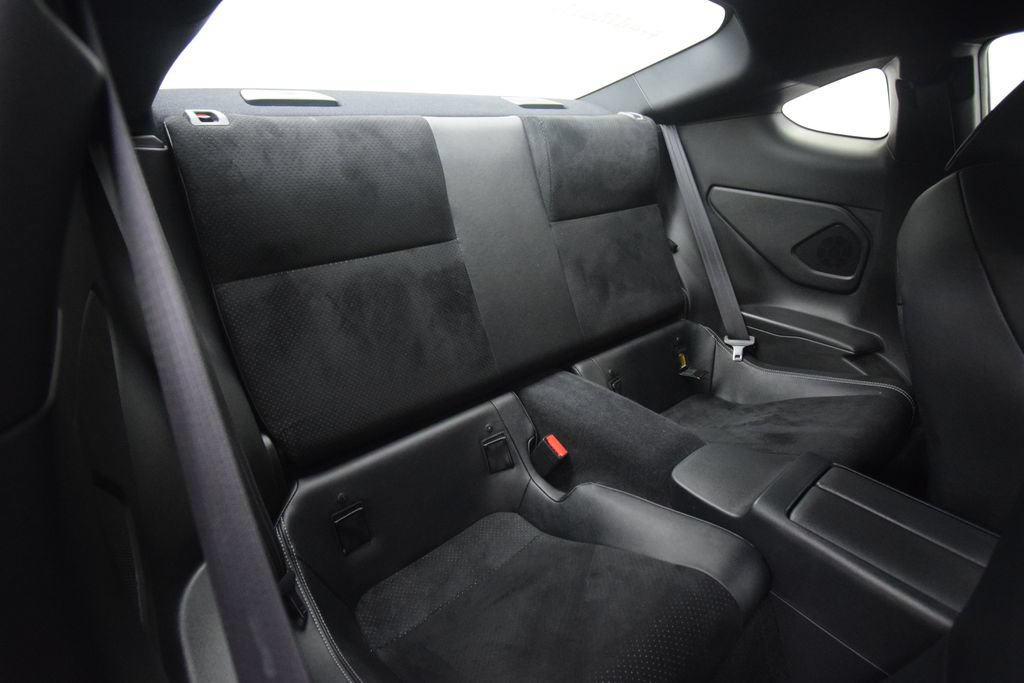 Used 2024 Toyota GR86 Premium RWD image 24