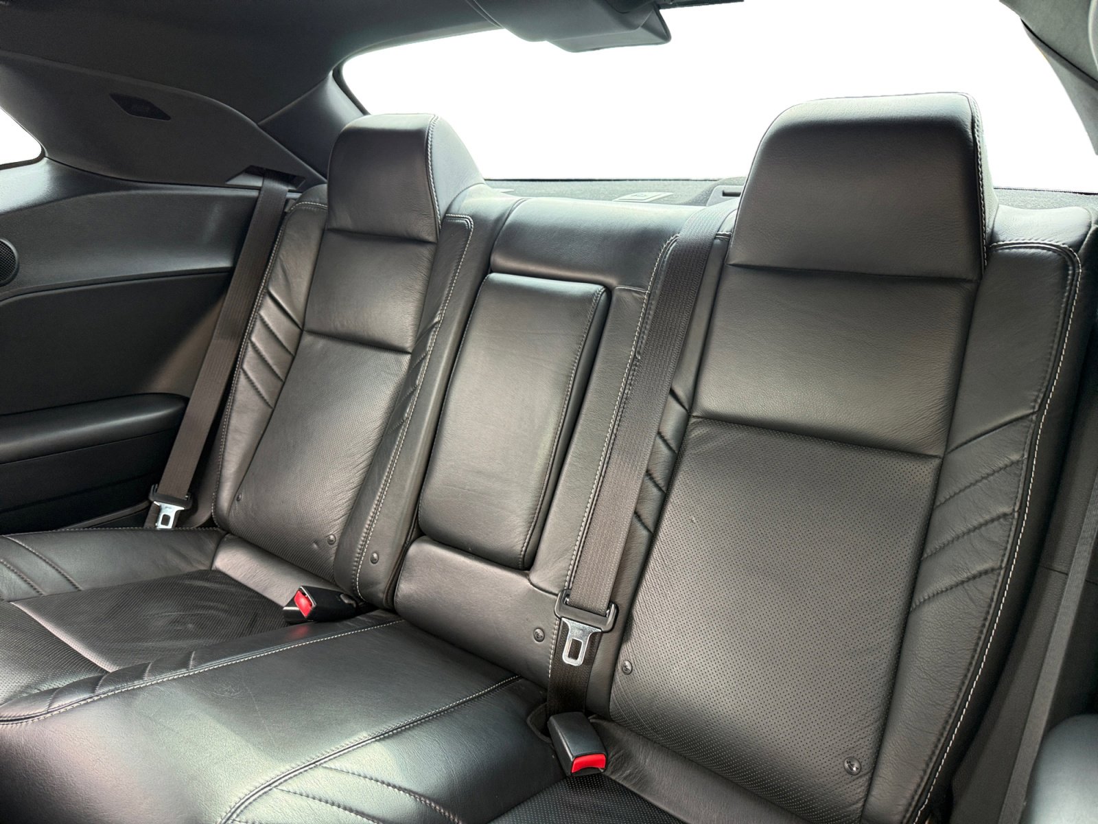 Used 2016 Dodge Challenger SRT Hellcat image 13