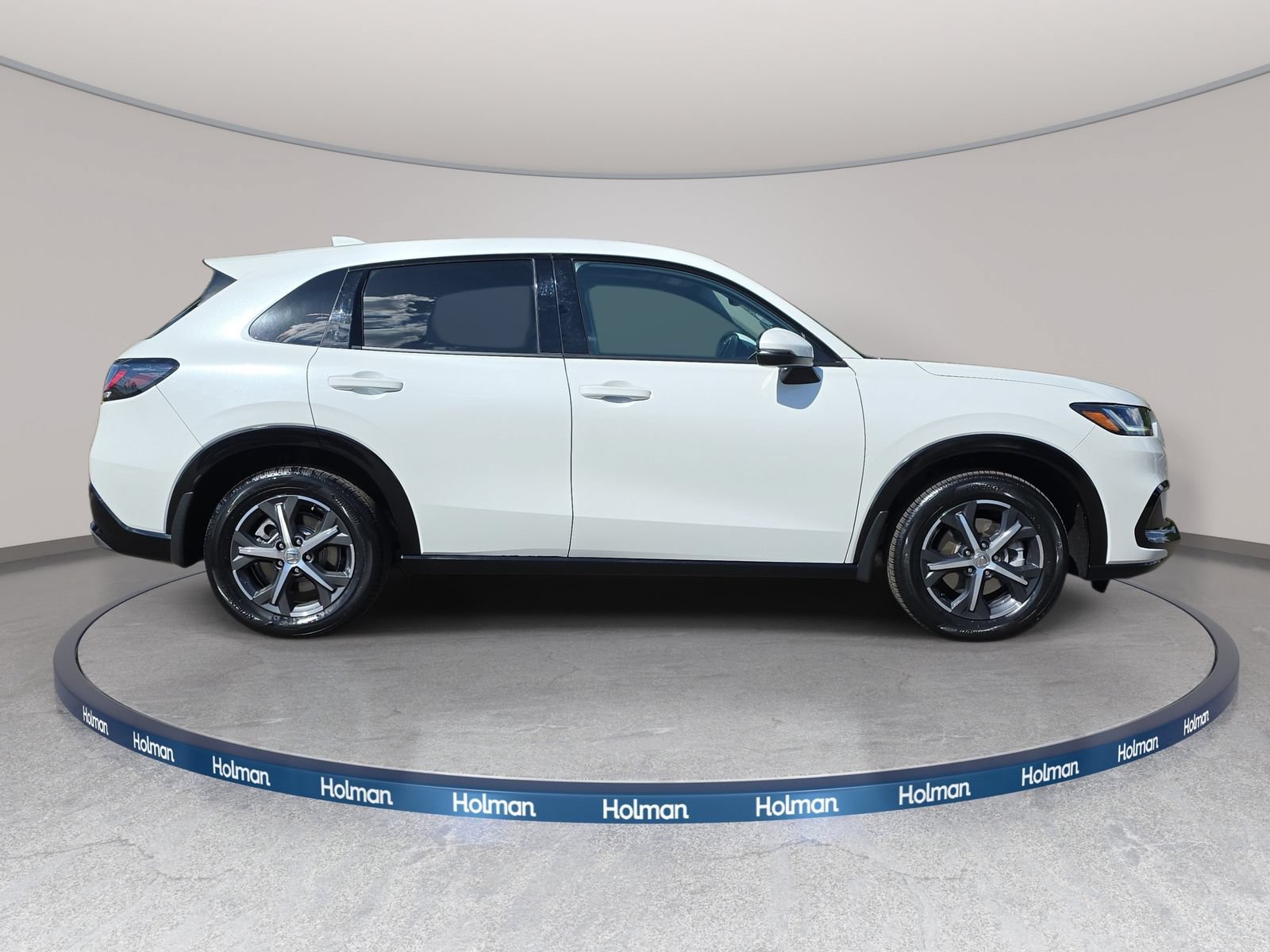 Used 2024 Honda HR-V EX-L image 4