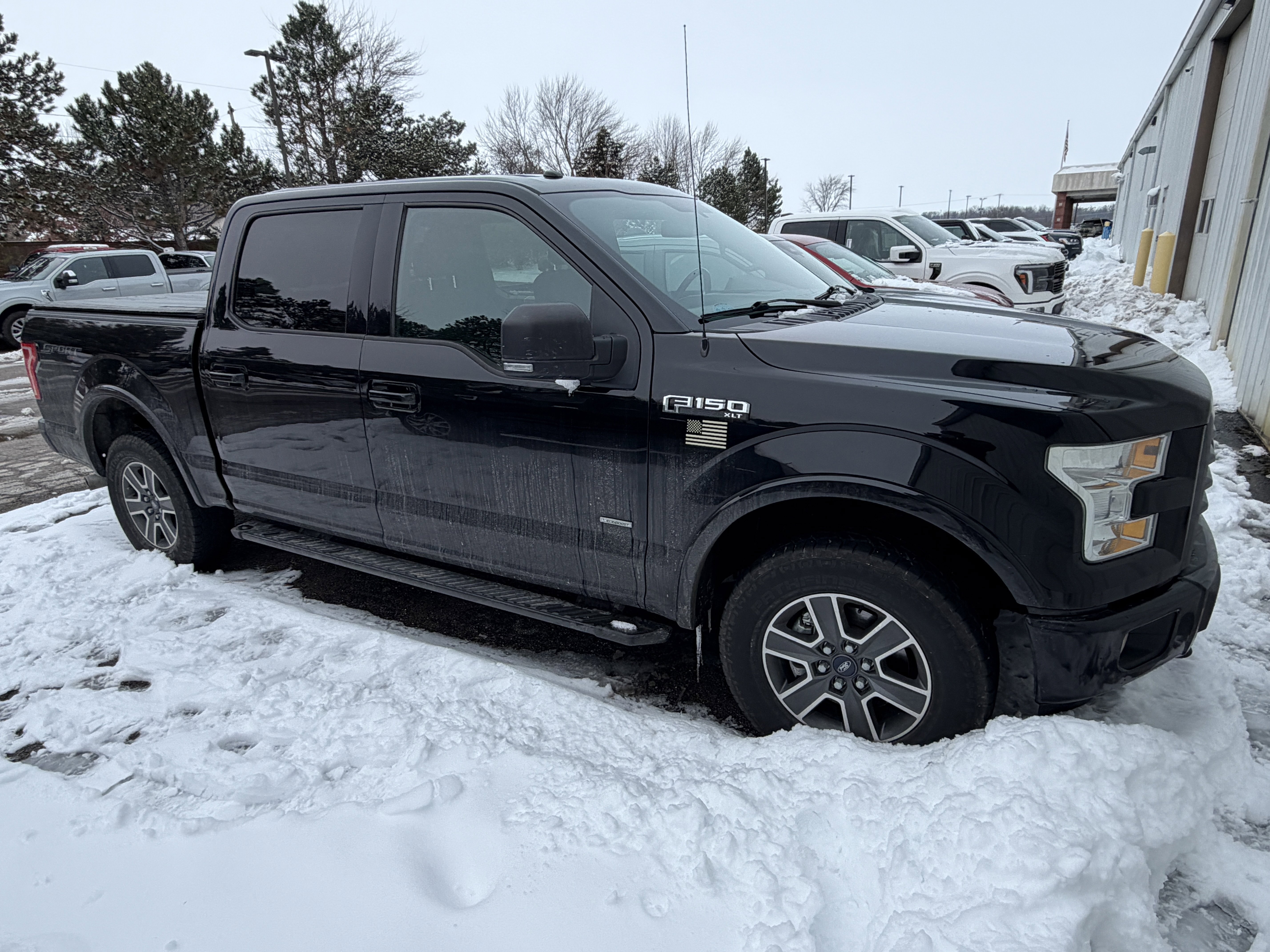 Used 2016 Ford F150 XLT w/ Equipment Group 301A Mid image 5