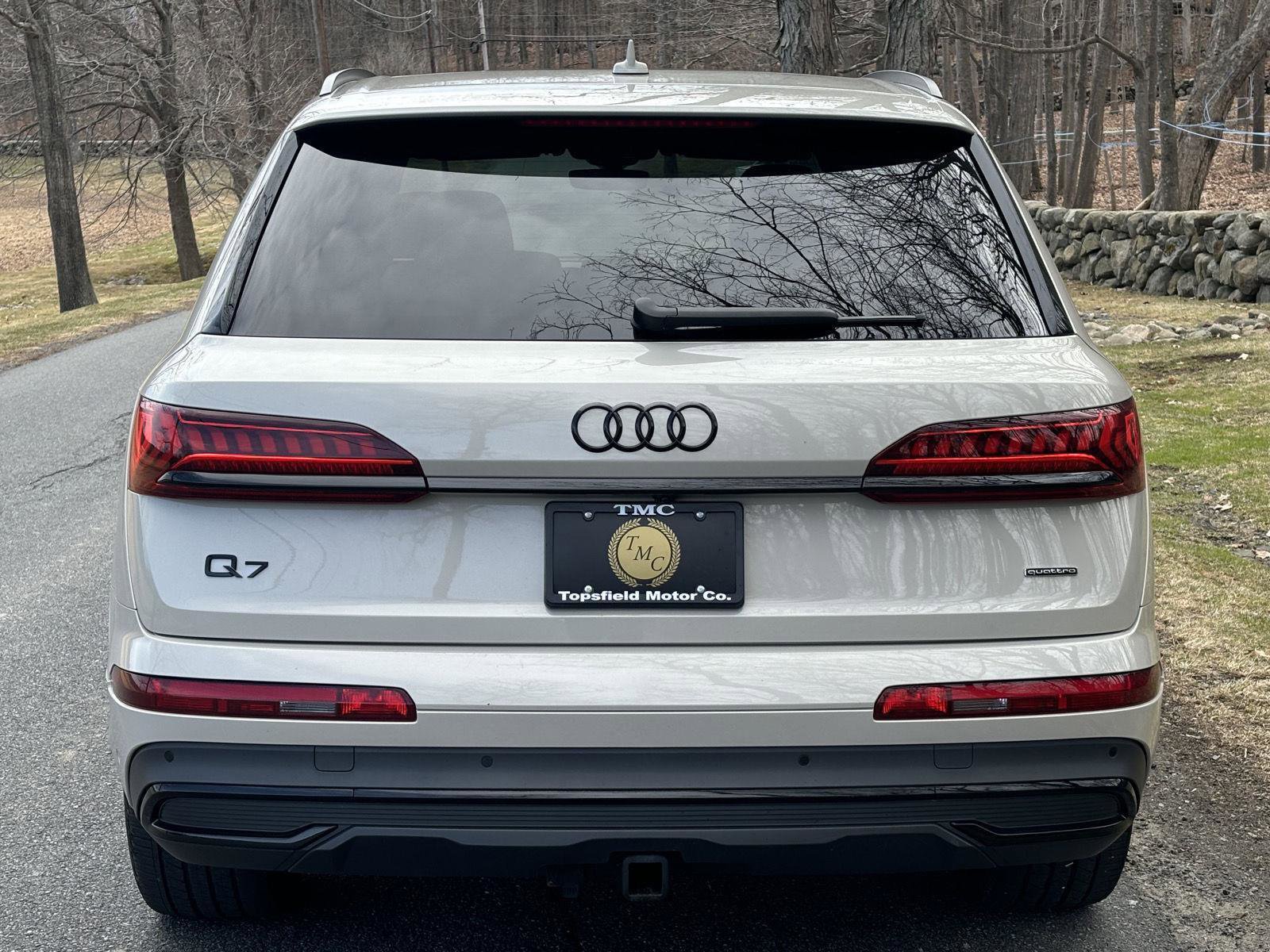 Used 2023 Audi Q7 3.0T Premium Plus w/ Premium Plus Package AWD/4WD image 16