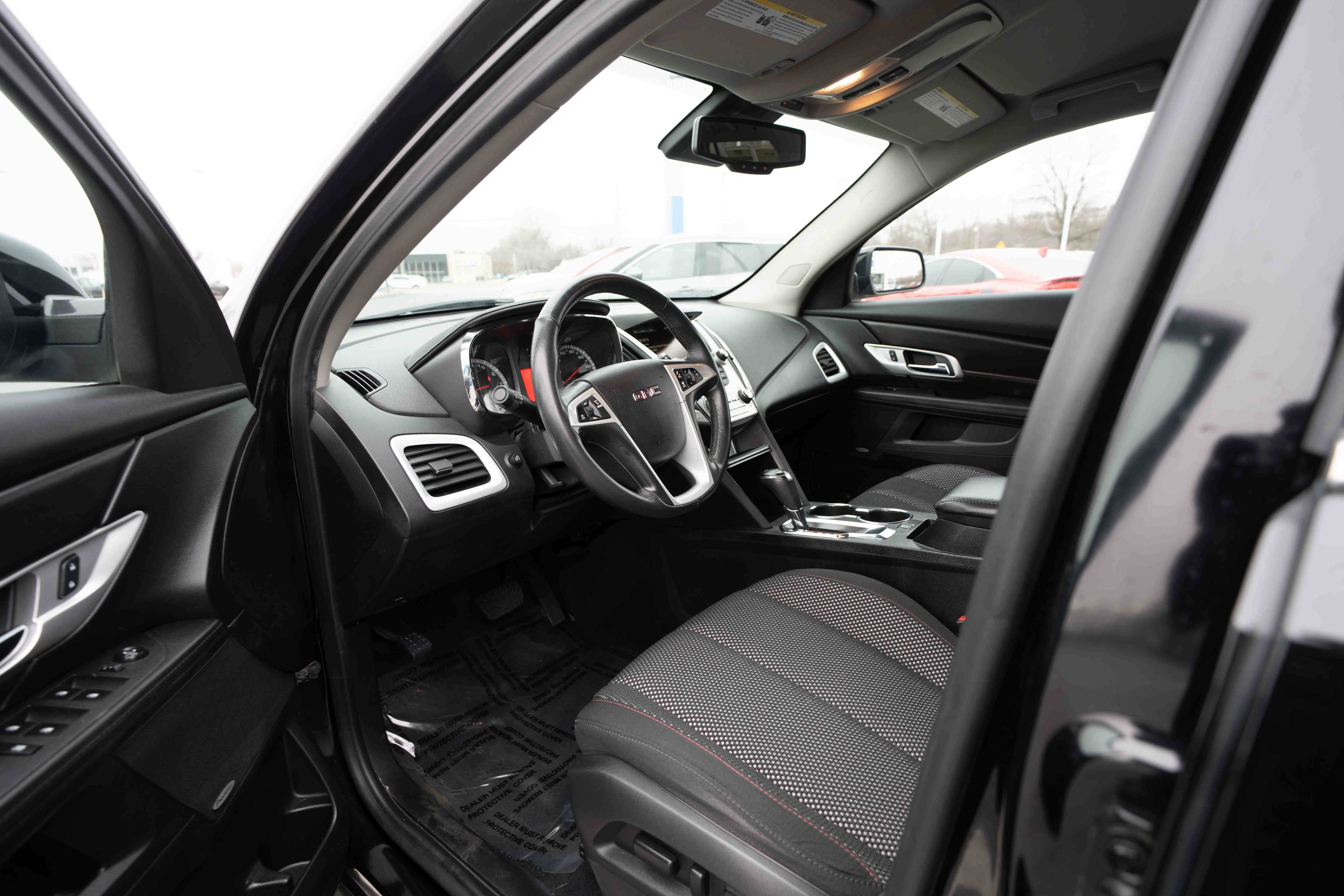 Used 2017 GMC Terrain SLE w/ Convenience Package image 8