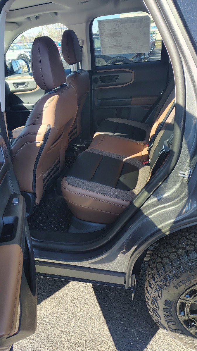 New 2025 Ford Bronco Sport Outer Banks w/ Sasquatch Outer Banks Package AWD/4WD image 18