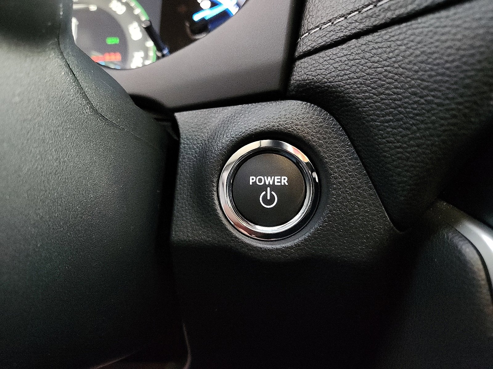 New 2025 Toyota RAV4 XLE image 19