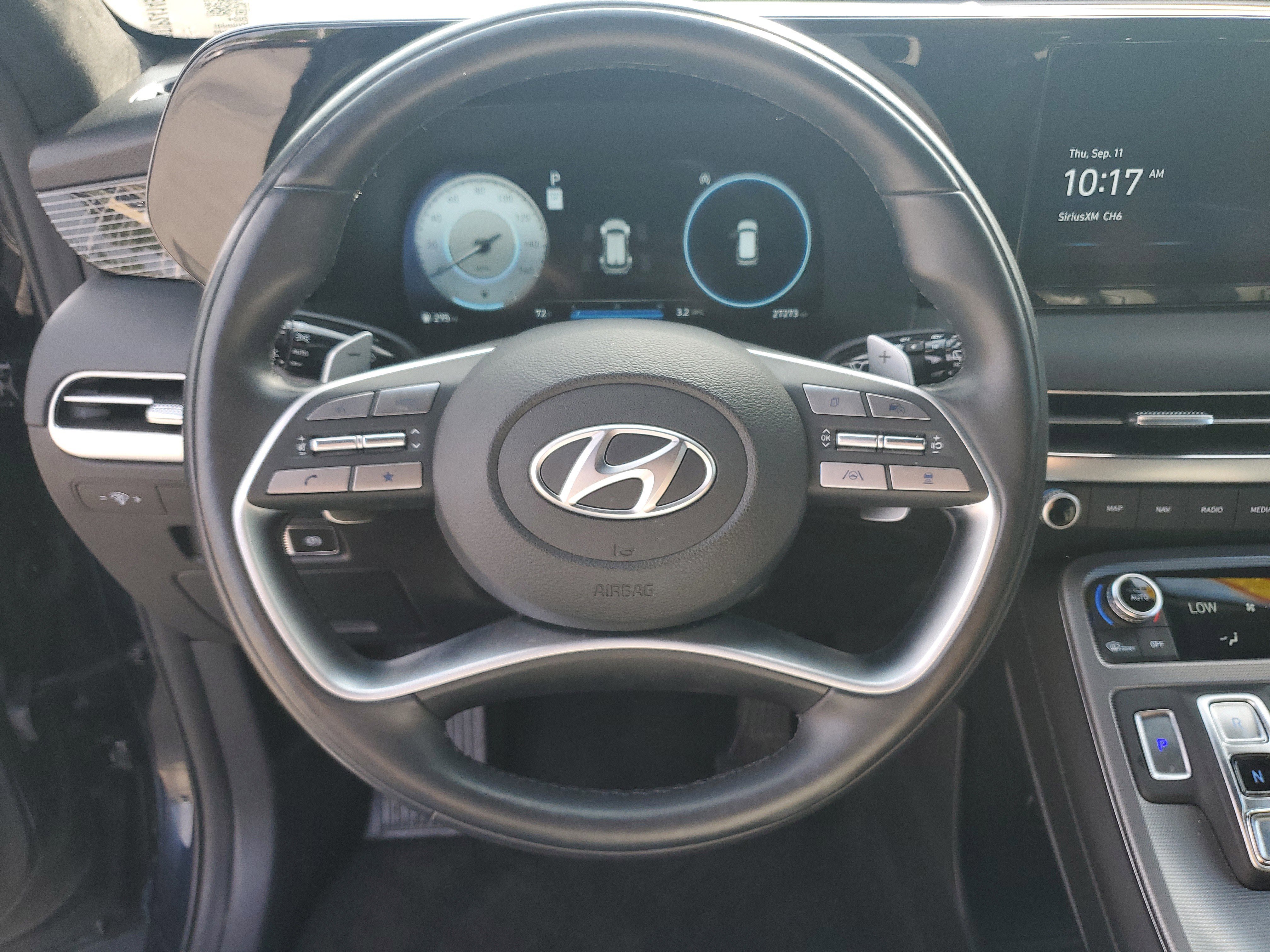 Used 2024 Hyundai Palisade Calligraphy image 23
