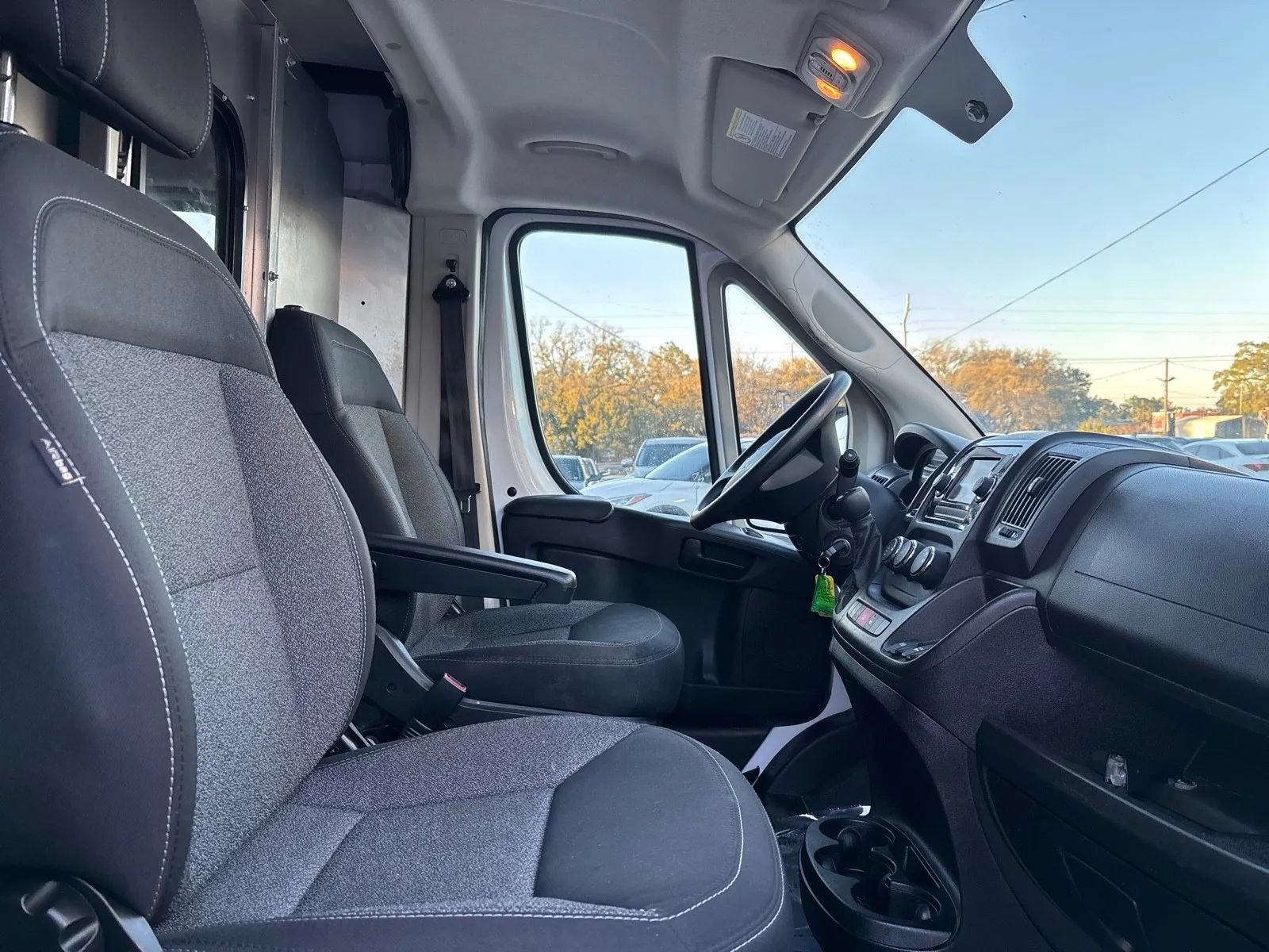 Used 2019 RAM ProMaster 3500 FWD image 12