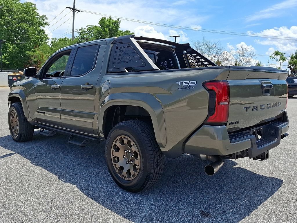 Used 2025 Toyota Tacoma TRD Sport w/ TRD Sport Upgrade Package AWD/4WD image 7