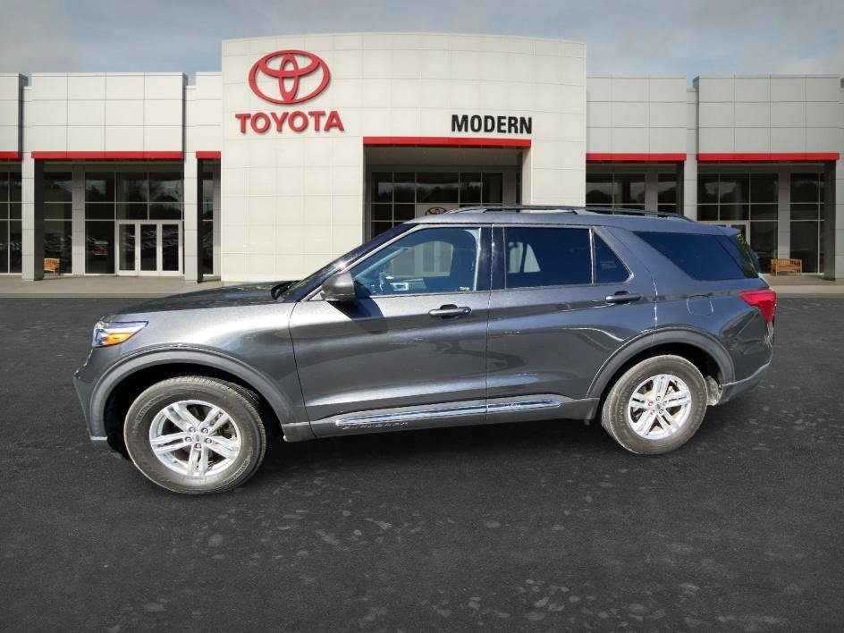 Used 2020 Ford Explorer XLT w/ Class III Trailer Tow Package AWD/4WD image 8