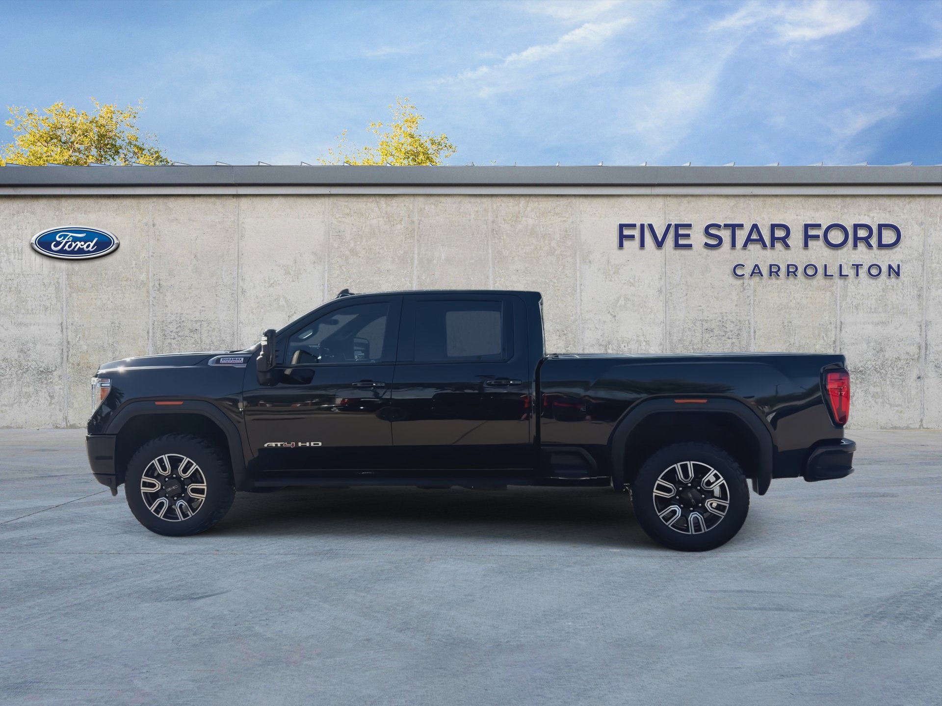 Used 2022 GMC Sierra 2500 AT4 w/ AT4 Premium Plus Package AWD/4WD image 5