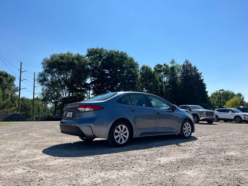 Used 2024 Toyota Corolla LE FWD image 6