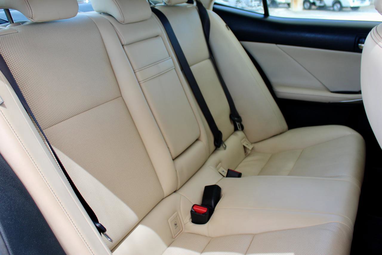 Used 2014 Lexus IS 250 AWD w/ Premium Package image 18