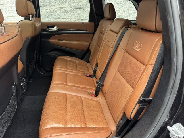 Used 2012 Jeep Grand Cherokee Overland Summit AWD/4WD image 8