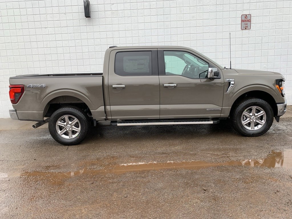 New 2025 Ford F150 XLT w/ Equipment Group 302A MID image 19