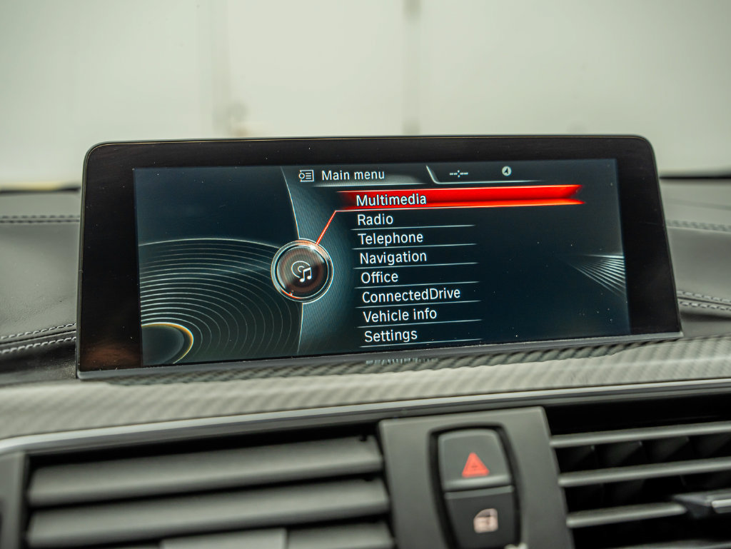 Used 2016 BMW M4 Coupe RWD image 32
