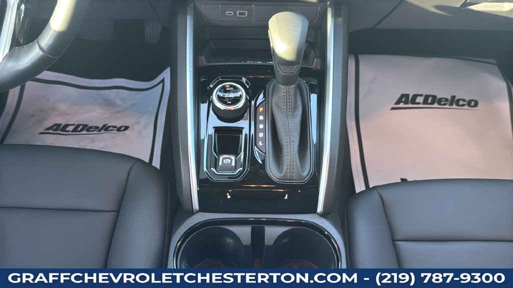 Used 2025 Chevrolet Colorado Trail Boss AWD/4WD image 44