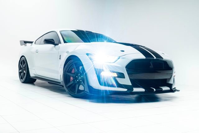 Used 2021 Ford Mustang Shelby GT500 w/ Carbon Fiber Track Pack image 5