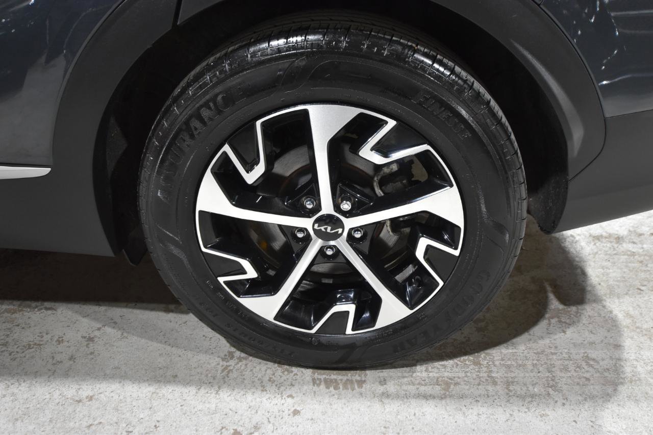 Used 2024 Kia Sportage EX image 51