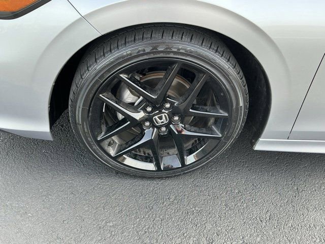 Used 2025 Honda Civic Sport image 11
