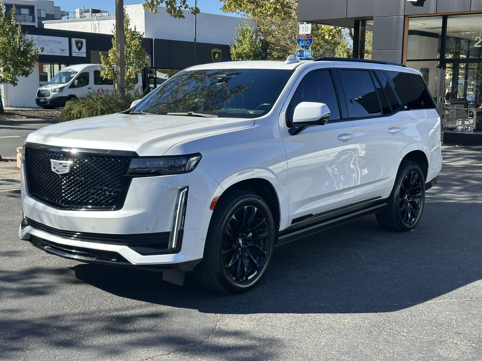 Used 2021 Cadillac Escalade Sport Platinum w/ LPO, ONYX Package AWD/4WD image 3