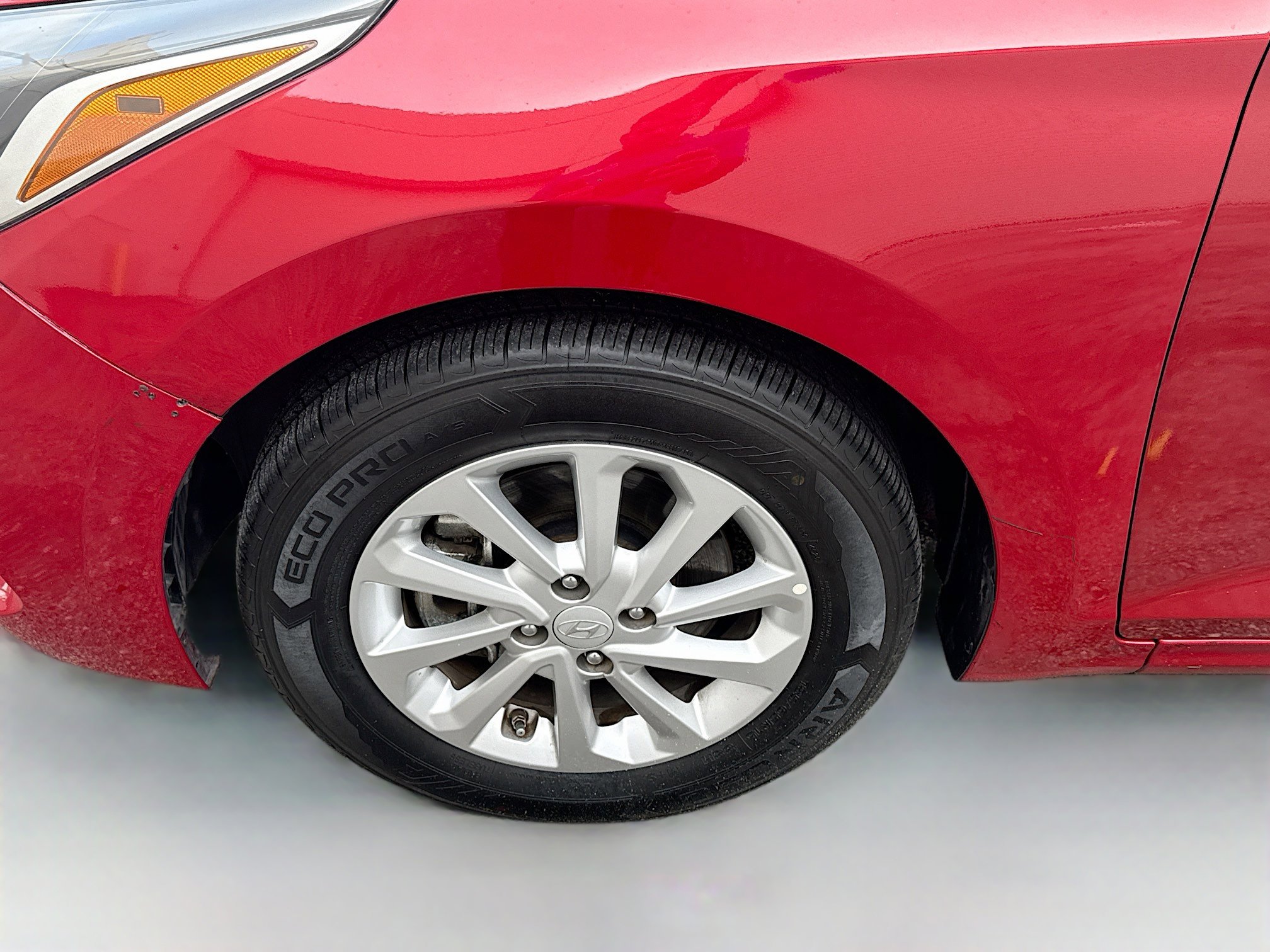 Used 2022 Hyundai Accent SEL image 30