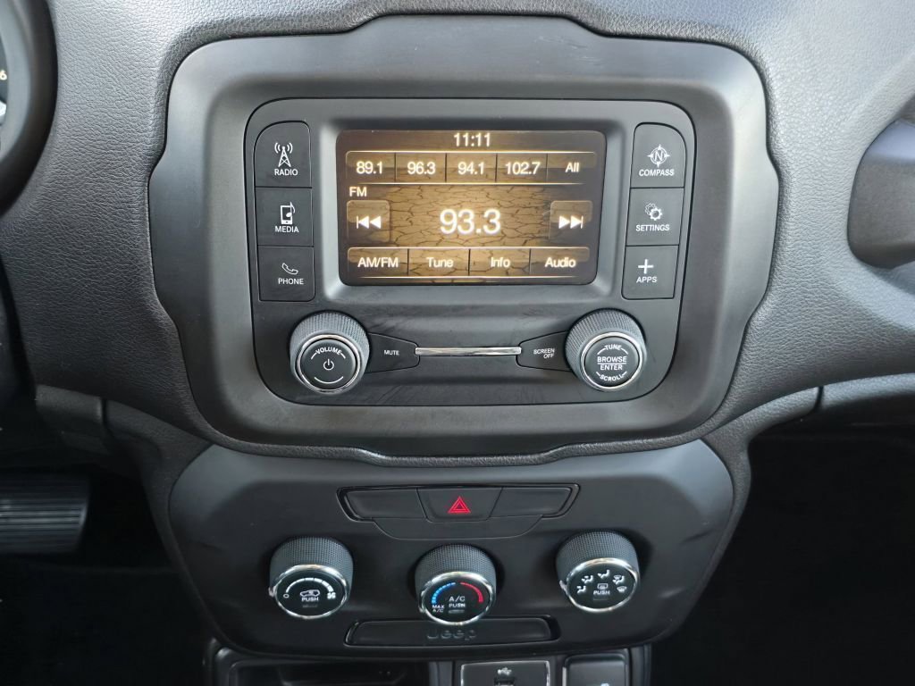 Used 2018 Jeep Renegade Sport w/ Power & Air Group image 4