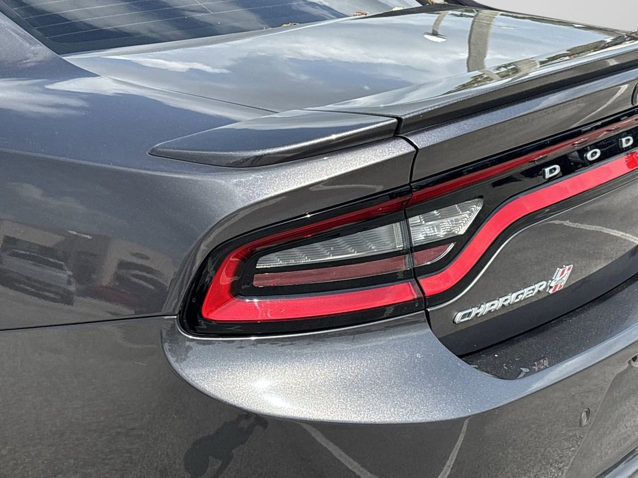 Used 2018 Dodge Charger GT image 7