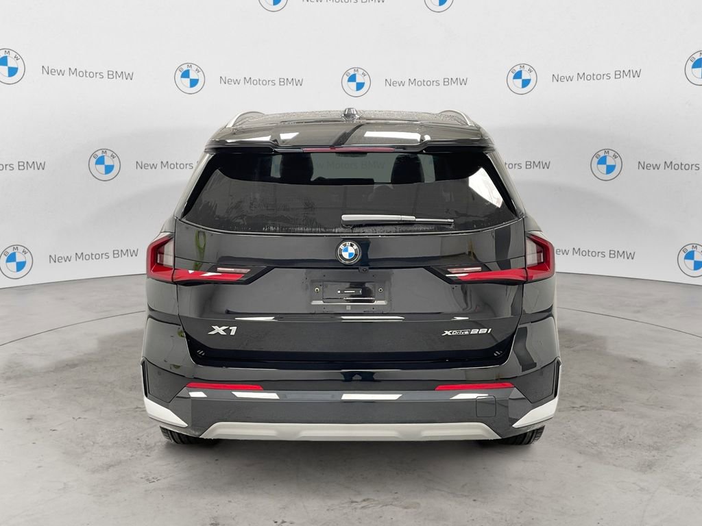 New 2026 BMW X1 xDrive28i w/ Technology Package AWD/4WD image 3