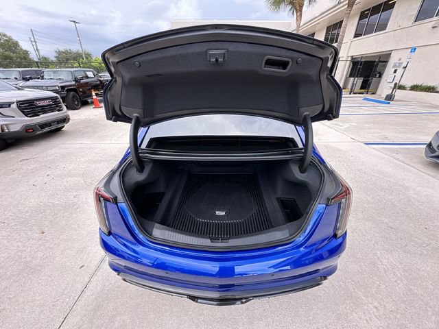 Certified 2026 Cadillac CT5 V Blackwing w/ Deep Ocean Appearance Package RWD image 33