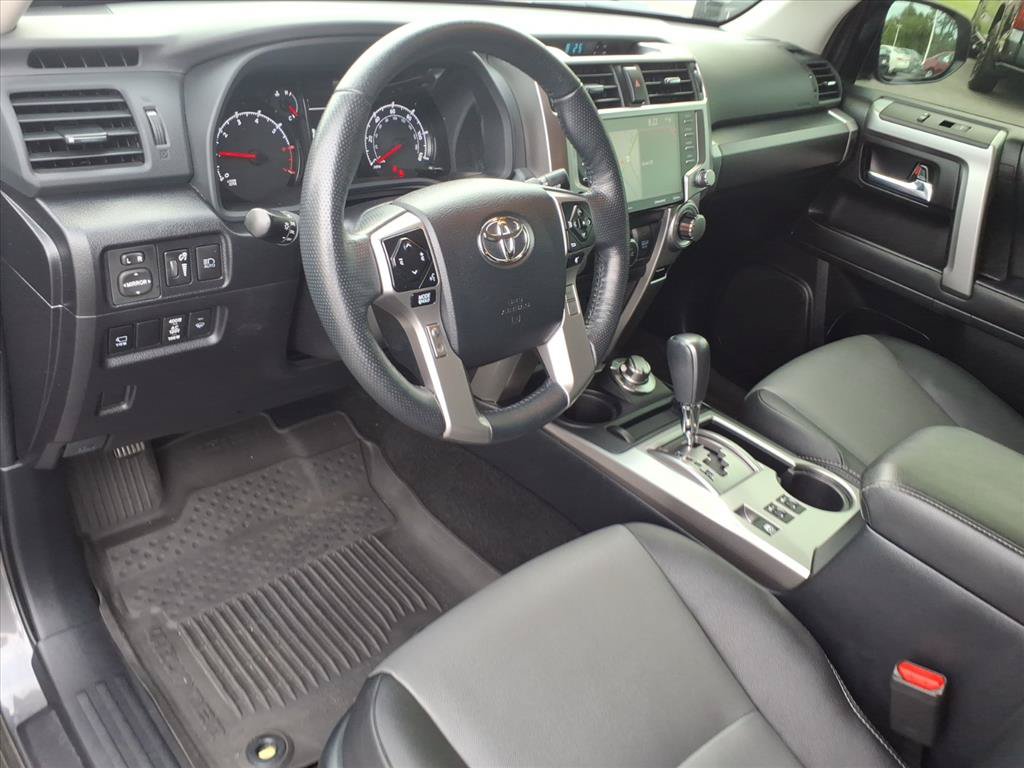 Used 2023 Toyota 4Runner SR5 Premium w/ Moonroof Package AWD/4WD image 6