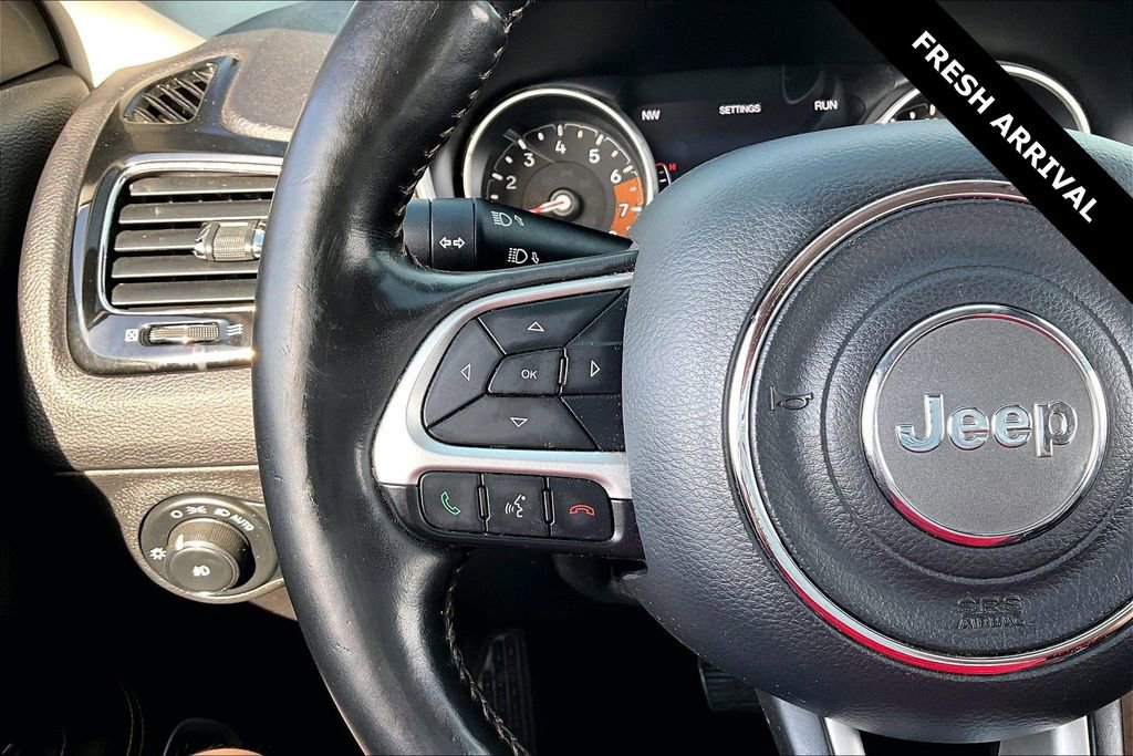 Used 2018 Jeep Compass Limited image 11