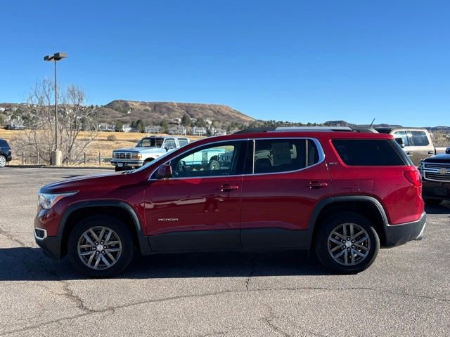 Used 2019 GMC Acadia SLT image 2