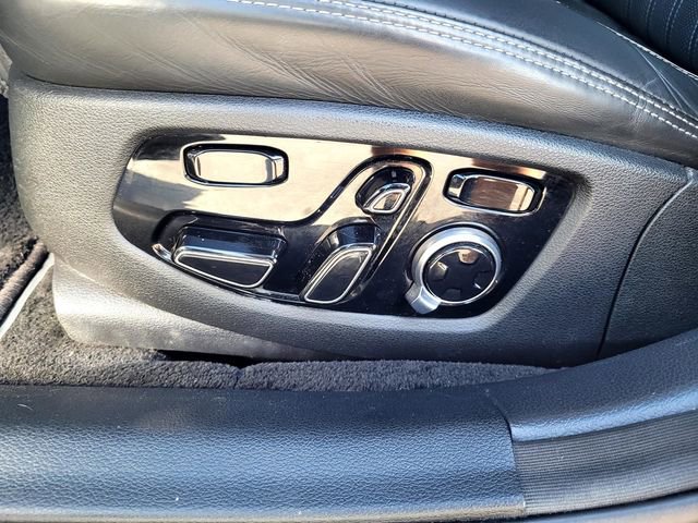 Used 2019 Genesis G90 3.3T Premium image 11