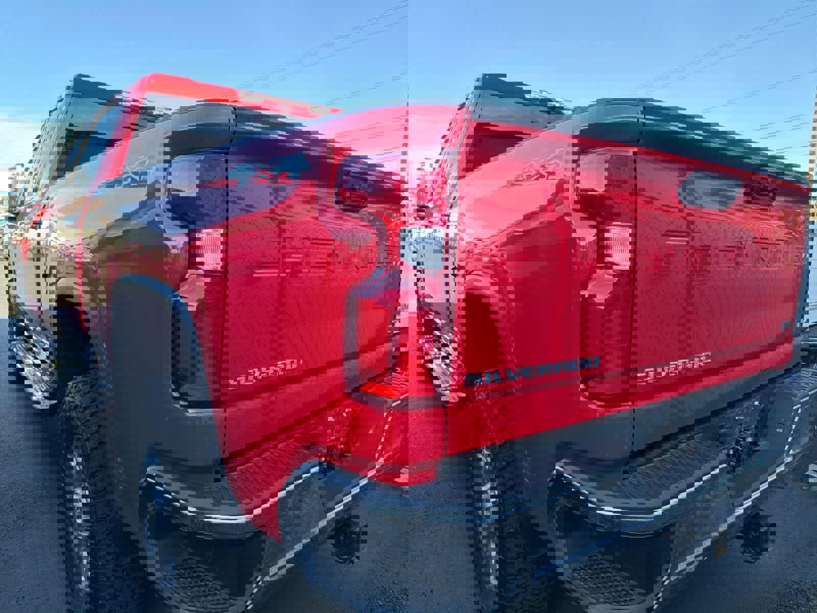 Used 2022 Chevrolet Silverado 3500 LTZ w/ LTZ Convenience Package image 3