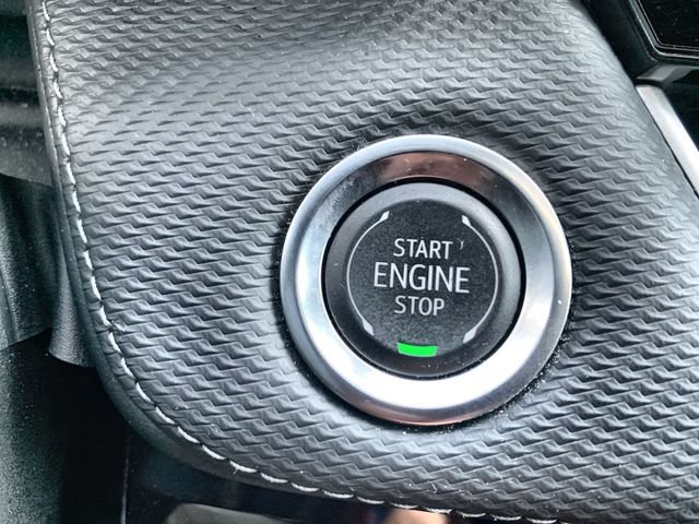 Used 2025 Chevrolet Equinox LT w/ Safety and Technology Package FWD image 17