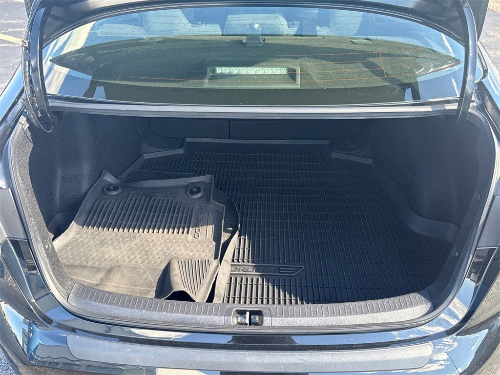 Used 2022 Toyota Corolla SE image 13