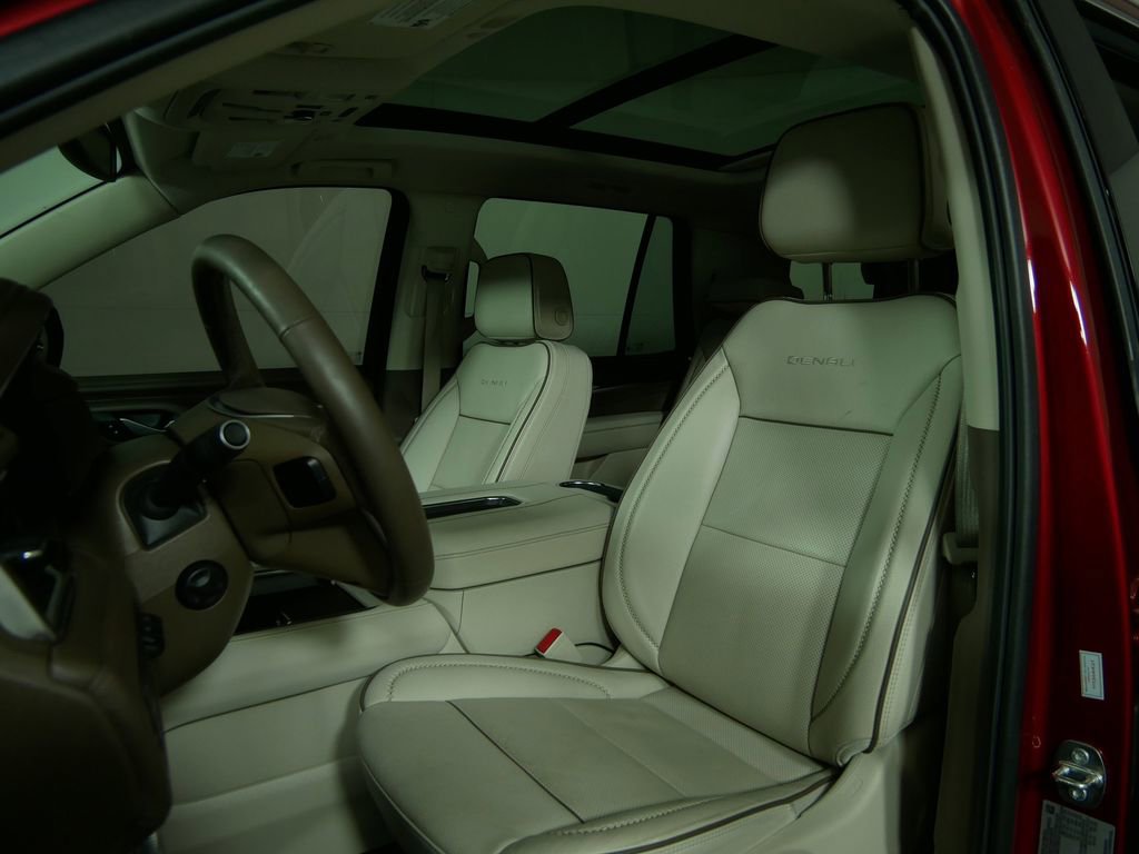 Used 2024 GMC Yukon Denali image 12